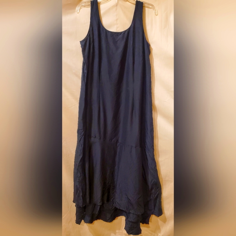J Jill  Black 100% silk Crape fabric dress
